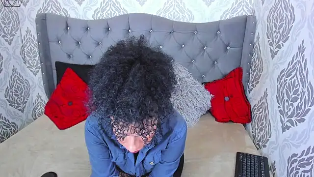 Evaalux online show from 25, 3, 2026