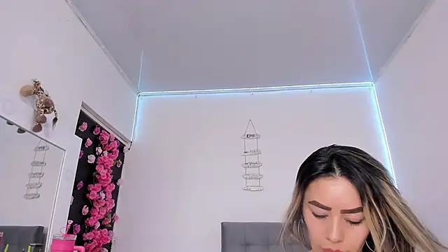 Ariana-Cobos online show from 19, 3, 2026