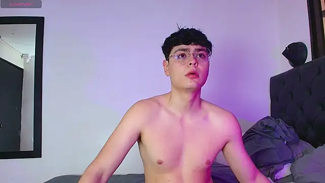 Jean Martiiinez online show from 17, 3, 2026