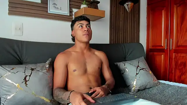 Jeremy wallker online show from 25, 3, 2026