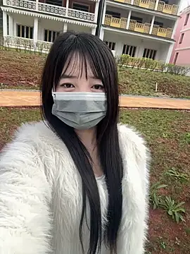 zhuendong000001 online show from 13, 3, 2026