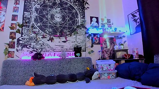FearlessDivaX online show from 13, 7, 2026
