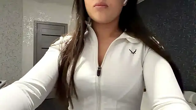 JoycelynUrion online show from 12, 3, 2026