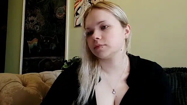 Snapshot of Karengilgun chatting on 4, 3, 2026 Karengilgun online show from 4, 3, 2026