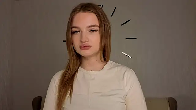 Snapshot of SolLocy chatting on 1, 3, 2026 SolLocy online show from 1, 3, 2026