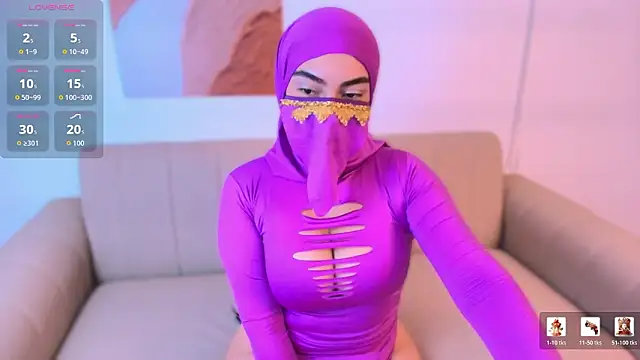 Snapshot of Malika_Noor chatting on 24, 2, 2026 Malika Noor online show from 24, 2, 2026