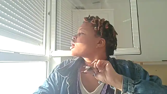 DolliaStarz online show from 16, 3, 2026