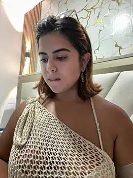 Lilithgomez  online show from 17, 4, 2026