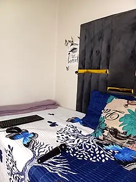 Divine Beautyxx online show from 31, 3, 2026