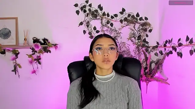 jaulyn 18 online show from 31, 3, 2026