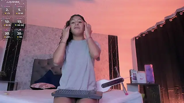 MilyFerrer online show from 9, 5, 2026