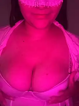 Snapshot of Lola-253 chatting on 22, 2, 2026 Lola-253 online show from 22, 2, 2026