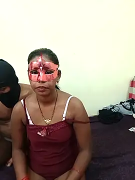 Sexy mahira01 online show from 6, 3, 2026