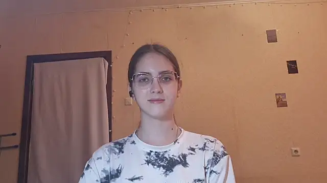 Katelemon online show from 17, 7, 2026