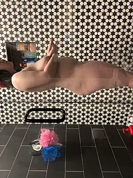 vampboytoy online show from 15, 4, 2026