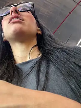 susi chimm online show from 15, 4, 2026