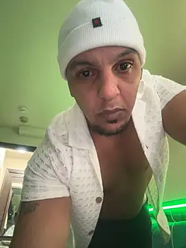 Snapshot of Luyandowt chatting on 26, 2, 2026 Luyandowt online show from 26, 2, 2026