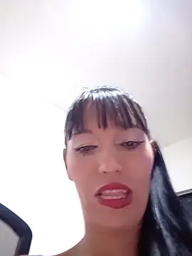 sandy 11  online show from 13, 4, 2026