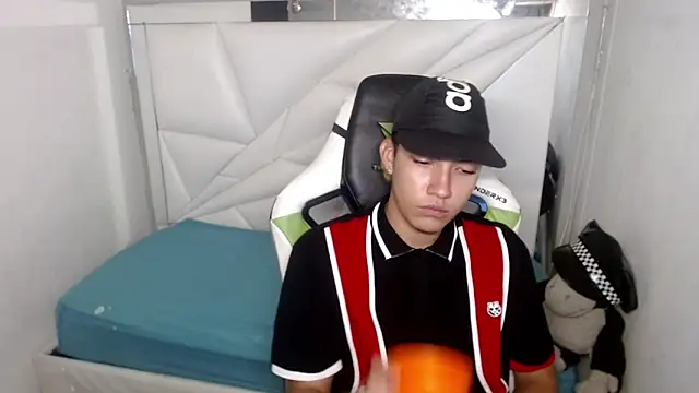 Street poemm  online show from 28, 2, 2026