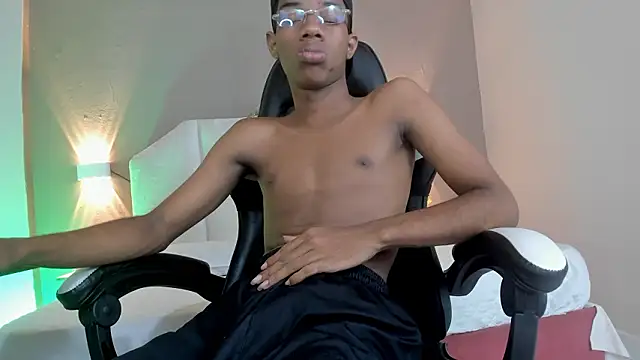 KaisonRouse online show from 4, 3, 2026