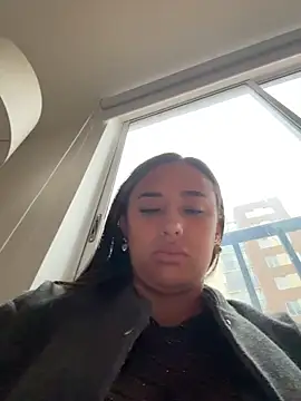 Eyssha online show from 29, 3, 2026