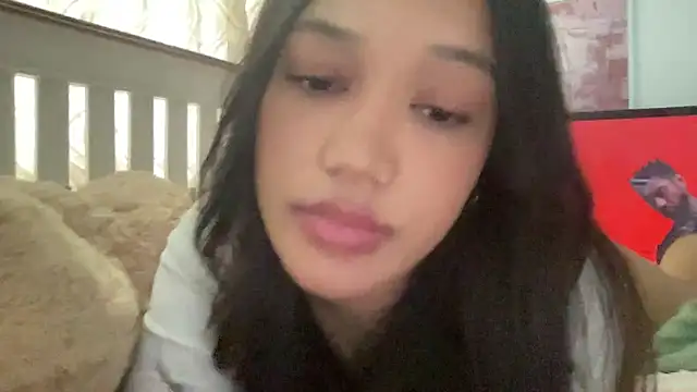 Snapshot of cinnabunnss chatting on 21, 2, 2026 cinnabunnss online show from 21, 2, 2026