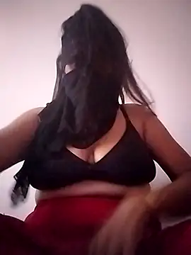 Snapshot of Shanuhotx chatting on 5, 3, 2026 Shanuhotx online show from 5, 3, 2026