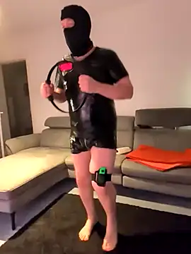 Latex GamerGuy online show from 24, 2, 2026