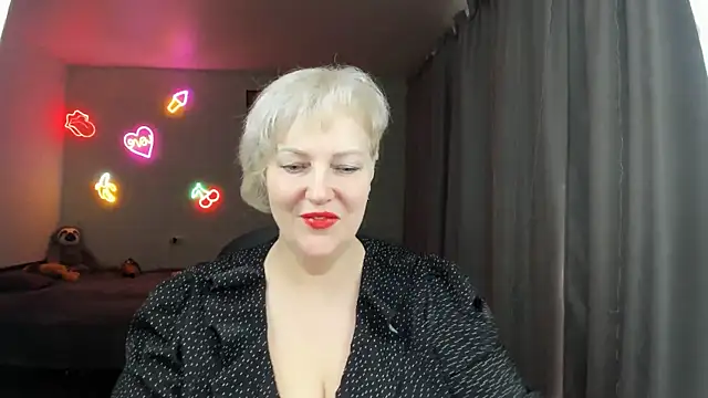 Mary-Leee online show from 28, 5, 2026
