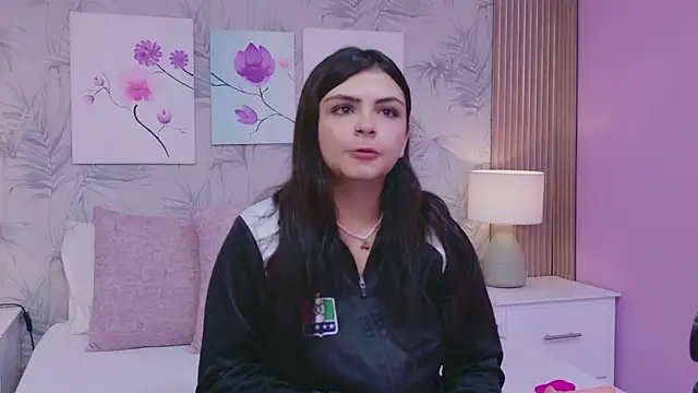 EmmaLeens online show from 2, 4, 2026