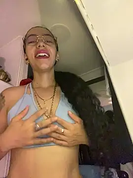 Maluxx333 online show from 17, 7, 2026
