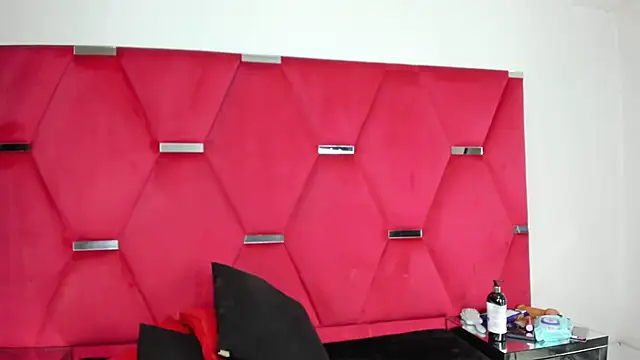 Alicee Grey online show from 14, 4, 2026