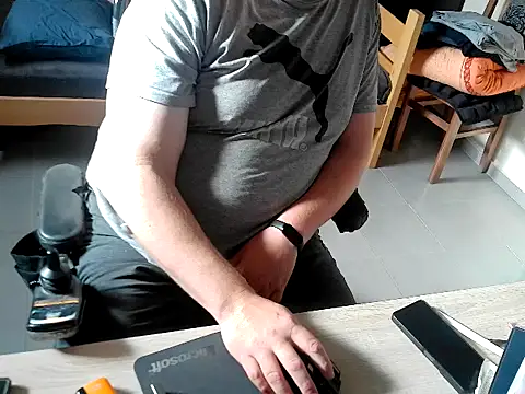 pozitiva000 online show from 12, 4, 2026