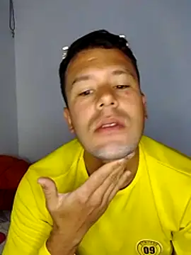 Snapshot of Ferrandiz23 chatting on 24, 2, 2026 Ferrandiz23 online show from 24, 2, 2026