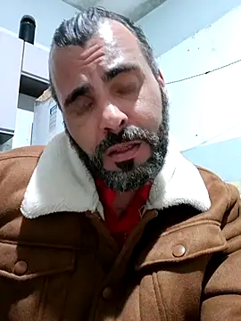 Snapshot of marginalalado chatting on 4, 7, 2026 marginalalado online show from 4, 7, 2026