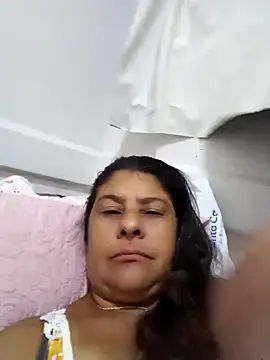 Snapshot of aquarianamascarada17 chatting on 2, 3, 2026 aquarianamascarada17 online show from 2, 3, 2026