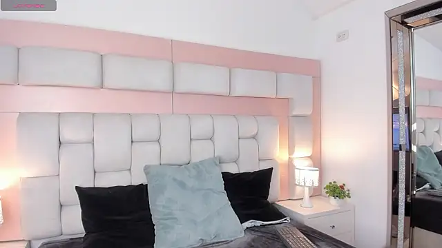 Thiago Jones1 online show from 26, 3, 2026