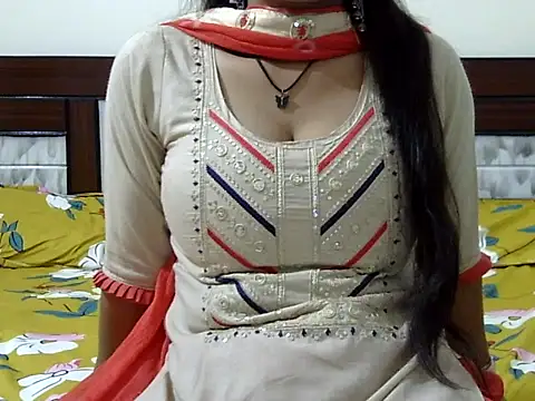 Snapshot of cute_momo_love chatting on 23, 2, 2026 cute momo love online show from 23, 2, 2026