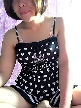 juicy-milu online show from 8, 4, 2026