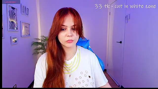 Elle Funning online show from 7, 6, 2026