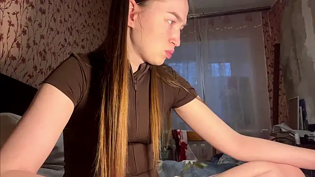 Hanna  Montanna online show from 2, 4, 2026