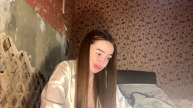 Hanna  Montanna online show from 6, 4, 2026