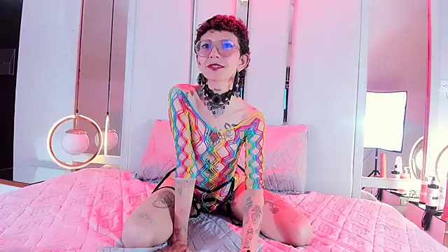 Snapshot of Calioperoux chatting on 25, 6, 2026 Calioperoux online show from 25, 6, 2026