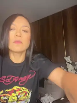 Snapshot of Tiffanyy_Lam chatting on 27, 2, 2026 Tiffanyy Lam online show from 27, 2, 2026