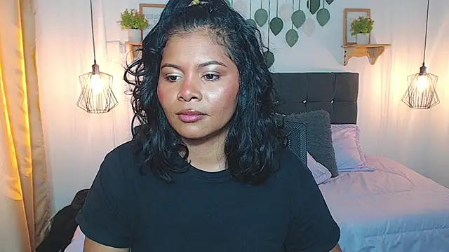 Emma hassani online show from 3, 3, 2026