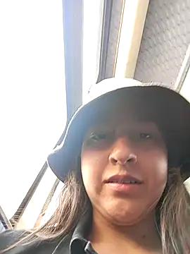 MaskedLatinaX online show from 28, 3, 2026