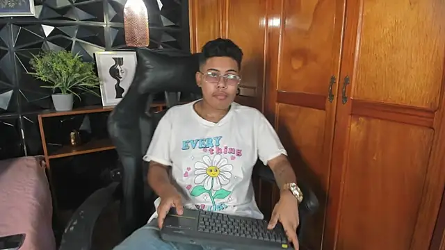 Noha  scott online show from 28, 3, 2026