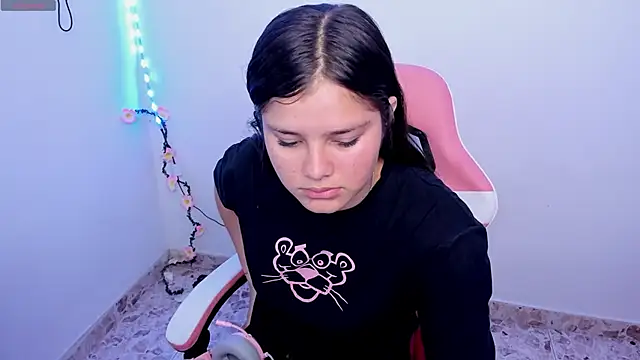 Snapshot of trianna_sweet chatting on 26, 2, 2026 trianna sweet online show from 26, 2, 2026