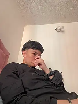 Snapshot of Tomnico_19 chatting on 1, 3, 2026 Tomnico 19 online show from 1, 3, 2026