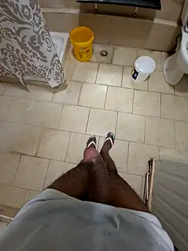 horneybachlor online show from 25, 2, 2026